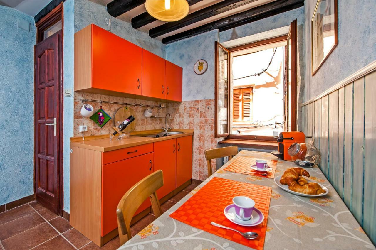 Studio Apartment Grisia Ровинь Экстерьер фото